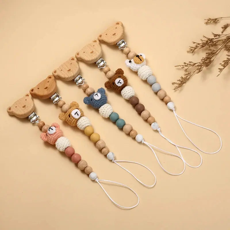 Attache tétine en crochet avec clip en bois - Picnicdouille